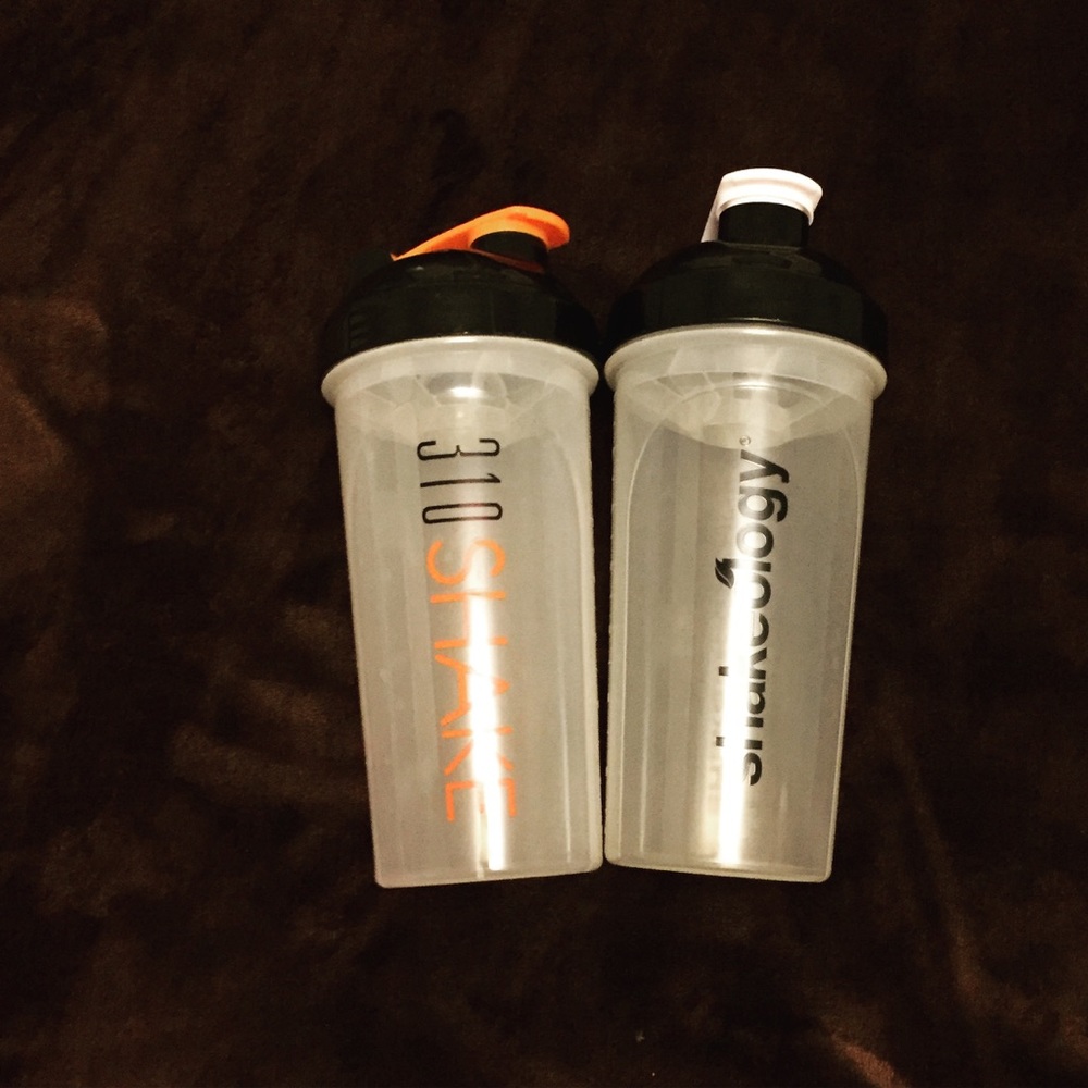 Protein shaker cups